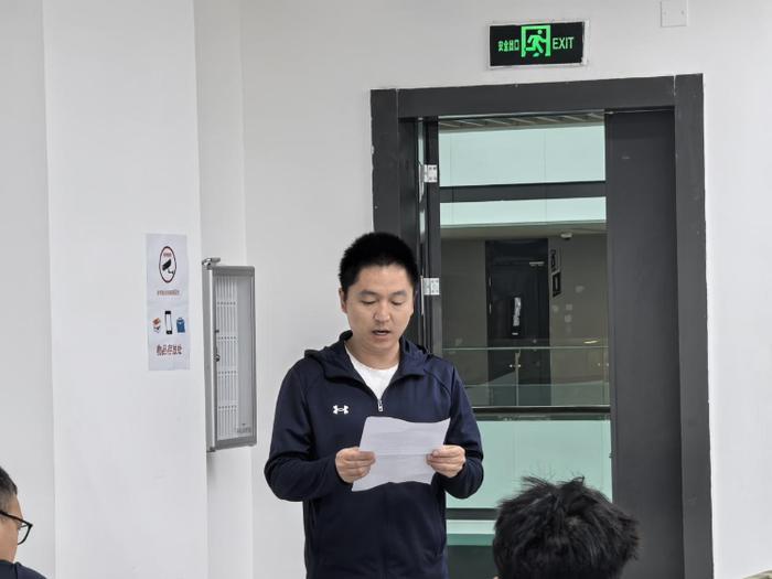 如何借助专业篮球教练提升个人声誉_0